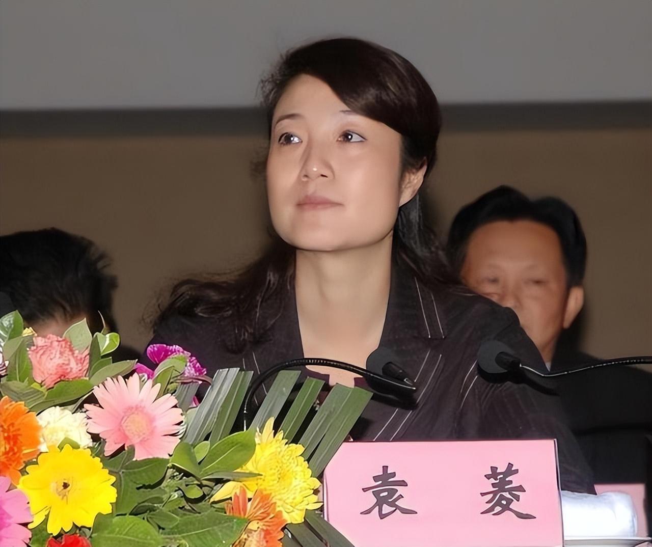 四川美女书记袁菱：敛财四千万判无期，用职权逼男下属臣服于自己__四川美女书记袁菱：敛财四千万判无期，用职权逼男下属臣服于自己